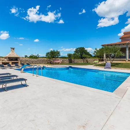 Gorgeous In Gornje Rastane Tatil Evi Donje Rastane
