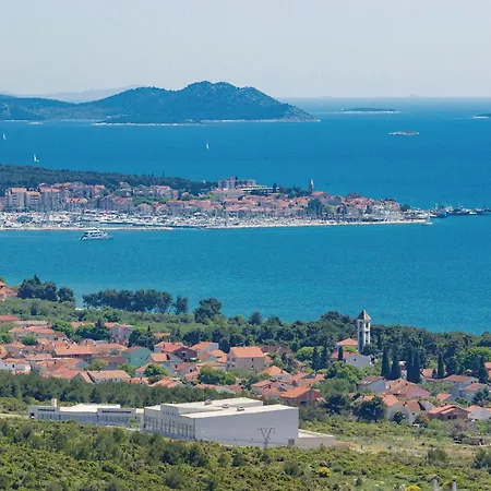 Tatil Evi Gorgeous In Gornje Rastane Donje Rastane